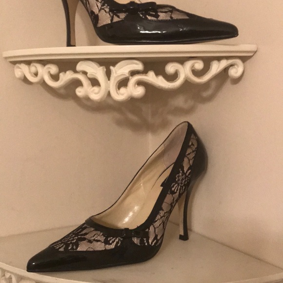 Cami patent leather and lace heels - Picture 1 of 4